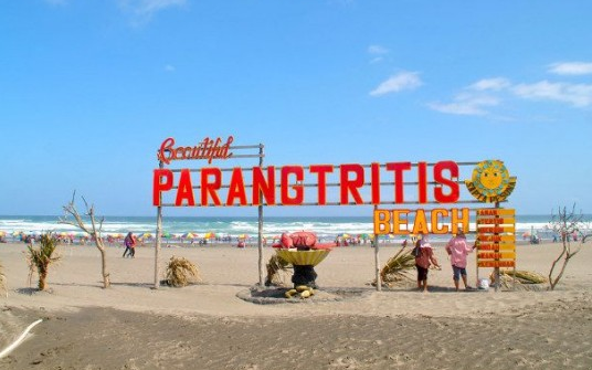 Pantai Parangtritis